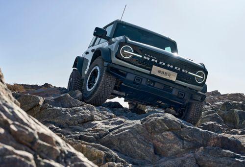 国产烈马现场越野视频,速度与激情的视觉盛宴  第2张